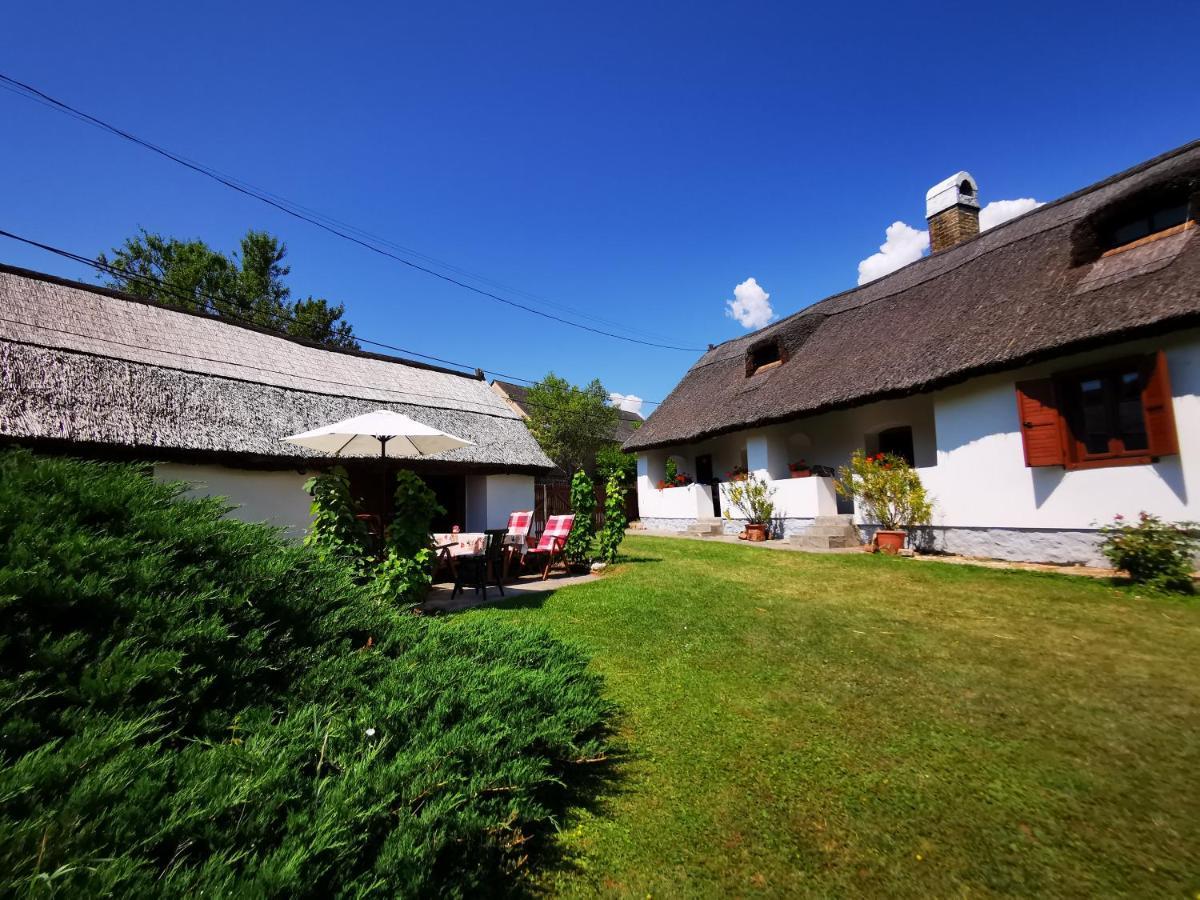 Country House Balaton بالوزناك المظهر الخارجي الصورة