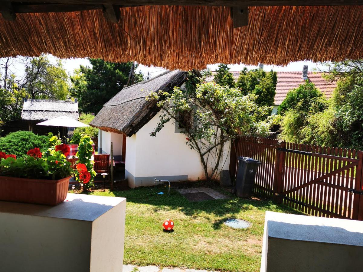 Country House Balaton بالوزناك المظهر الخارجي الصورة