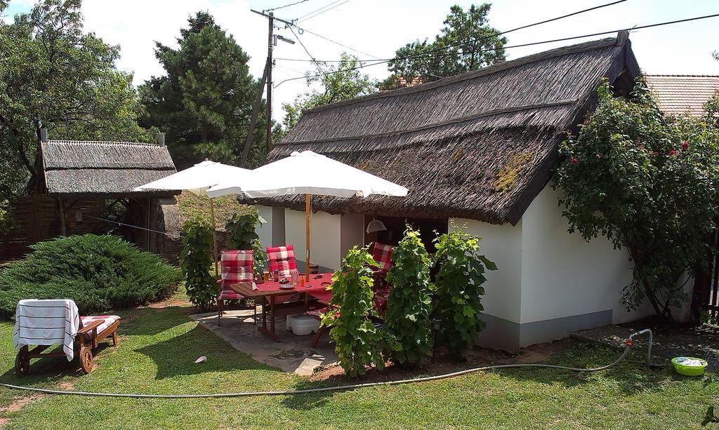 Country House Balaton بالوزناك المظهر الخارجي الصورة
