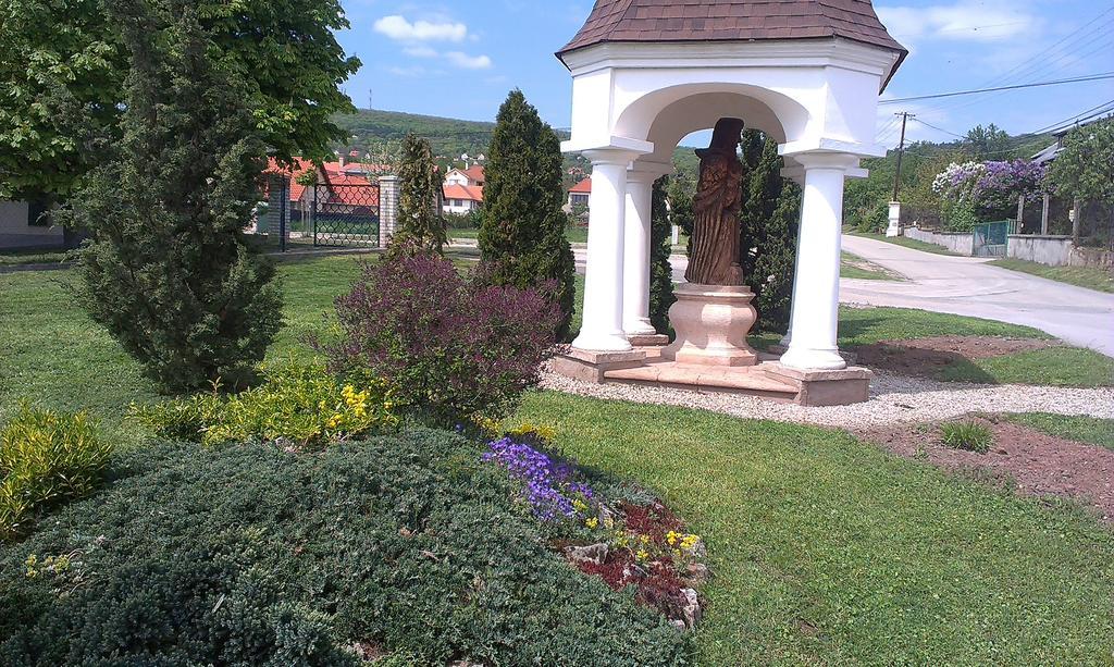 Country House Balaton بالوزناك المظهر الخارجي الصورة