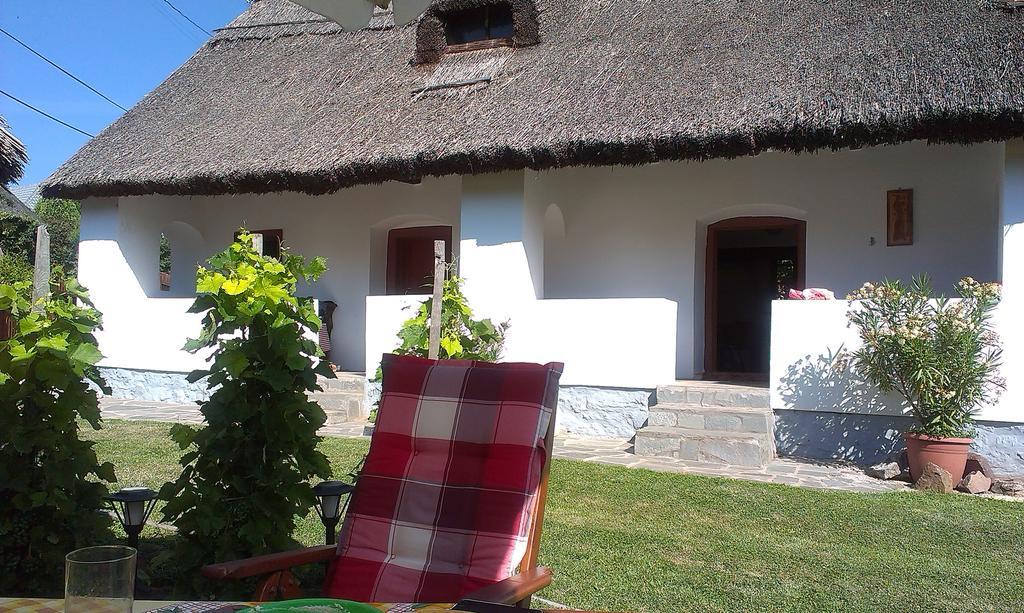 Country House Balaton بالوزناك المظهر الخارجي الصورة